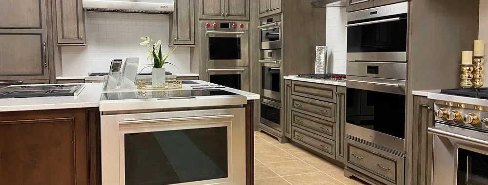 queen-city-charlotte-showroom-hero